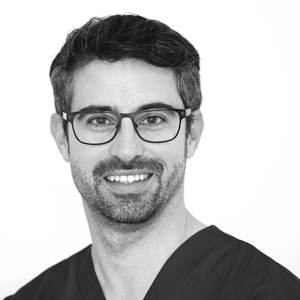 Dr. Daniel Martín González